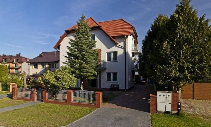 Miedzywodzie House | Holiday Home in Międzywodzie near Sandy Beach