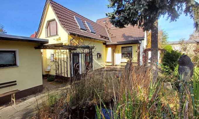 Ortrand House | Holiday home in Ortrand with garden