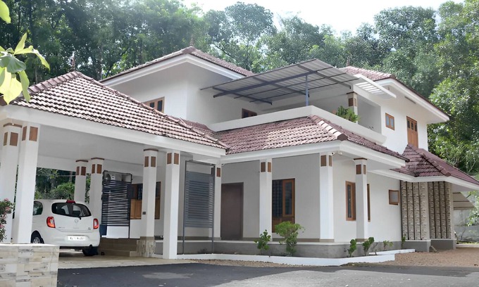 Pala House | Holiday Home in Pala. Quiet,cozy, eco-friendly house close to the market & city.