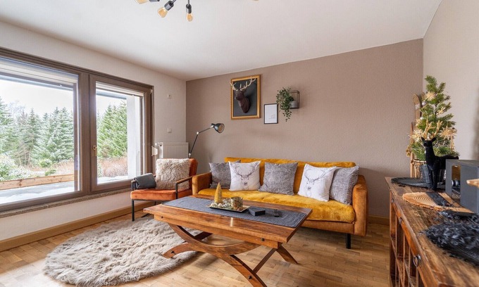 Goldlauter House | Holiday Home in Suhl near Rennsteig Trail
