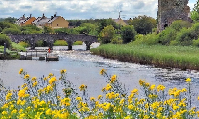 Doonbeg House | Holiday home in the charming village of Doonbeg