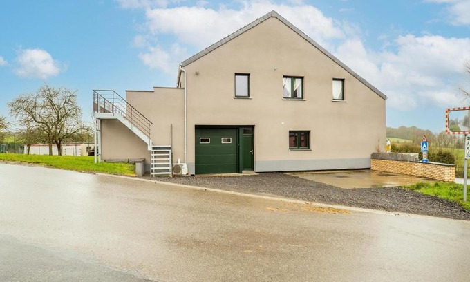 Treignes House | Holiday home in Wallonie with garden
