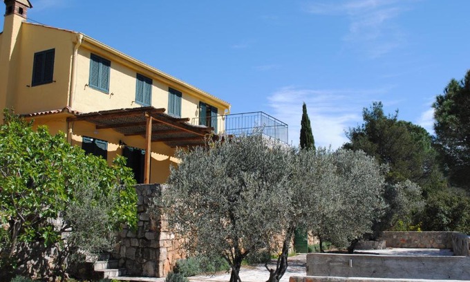 Lustica House | Holiday Home Iris
