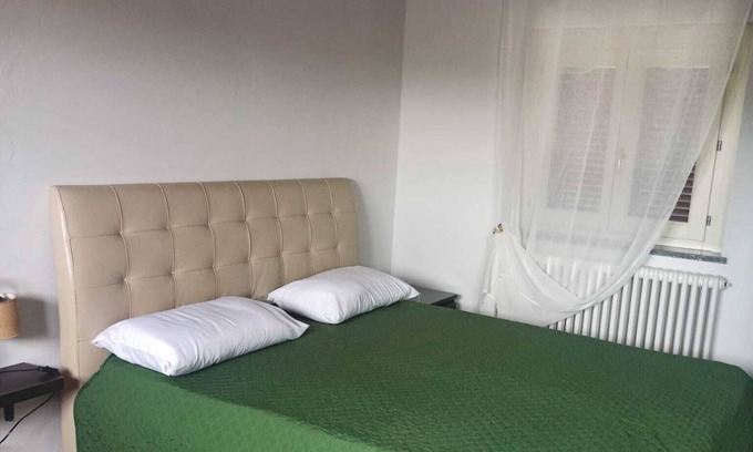 Pecetto di Valenza House | Holiday Home 'Sentieri 2'