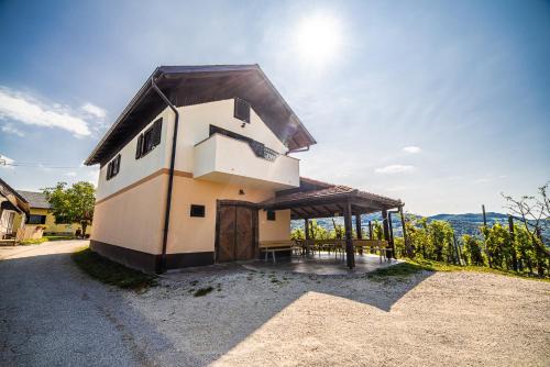 Cerklje ob Krki House | Holiday Home Kerin