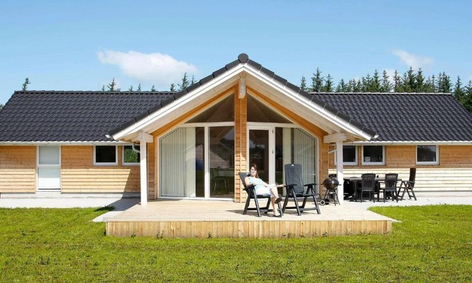 Brovst House | Holiday Home Kronvildtvej IV