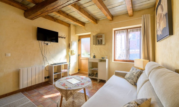 Wintzenheim House | Holiday Home 'L'Evasion Alsacienne' with Private Terrace and Wi-Fi