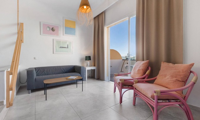 Morro Jable House | Holiday Home 'La Casa De Las Hesperides' with Sea View, Private Terrace and Wi-Fi