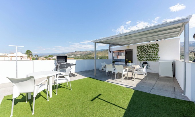 Fondon House | Holiday Home 'La Casa De La Buhardilla' with Mountain View, Private Terrace and Wi-Fi