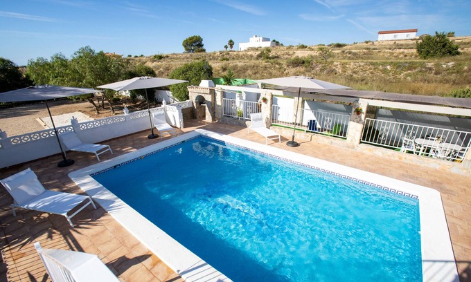 Mutxamel House | Holiday Home 'La Casita' with Sea View, Wi-Fi and Air Conditioning