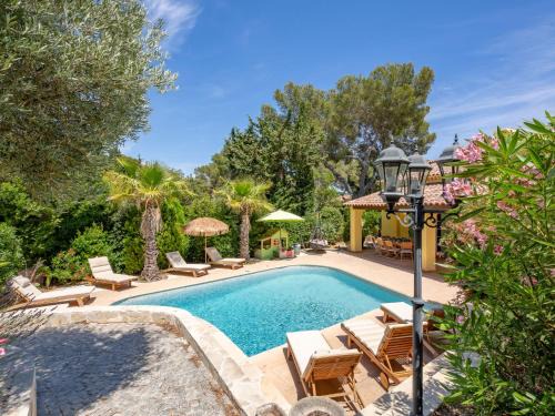 Les Issambres House | Holiday Home La Scarlett 2 by Interhome