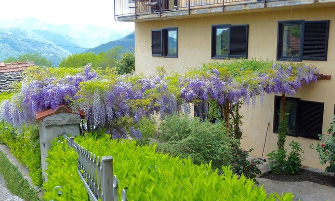 Musignano House | Holiday home Lake Maggiore, Casa 1 - Musignano near Maccagno