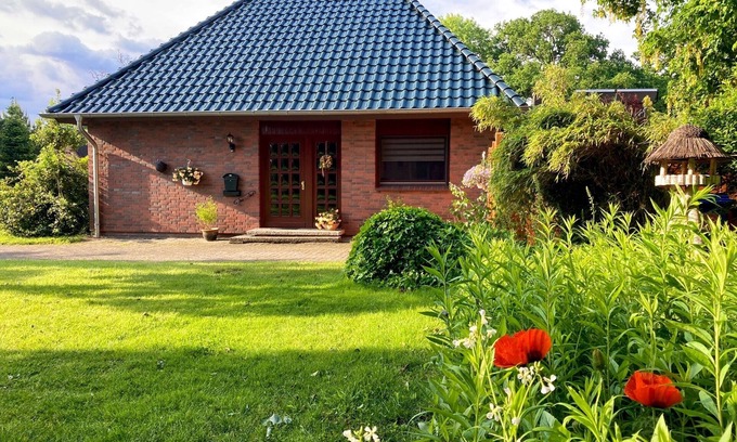 Wolmersdorf House | Holiday Home 'Lisa' with Private Terrace, Private Garden and Wi-Fi