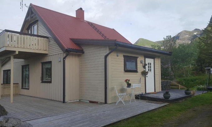 Vagan House | Holiday Home Lofoten