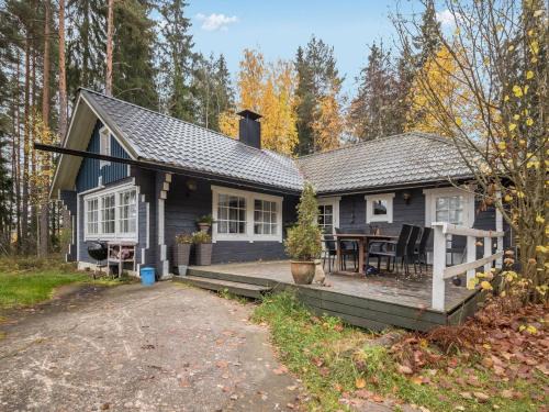 Karjalohja House | Holiday Home Lohjanherra by Interhome