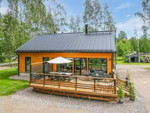 Sakyla House | Holiday Home Lukupirtti by Interhome