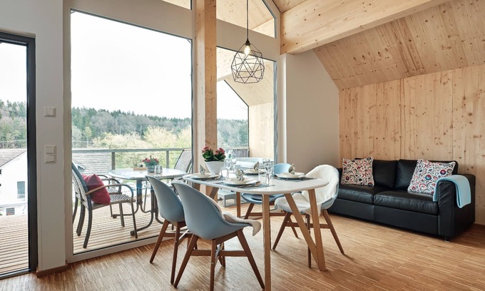 Bad Saulgau Ski Chalet | Holiday Home 'Luxus Chalet Nr 7b' with Sea View, Wi-Fi and Air Conditioning