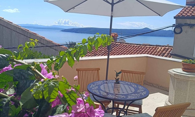 Mosenice House | Holiday home mit Terrasse und Meerblick