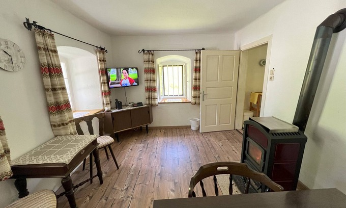 Fischbach House | Holiday Home 'Maierhofer' with private terrace, private garden and WLAN