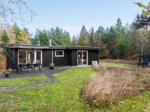 Nordost House | Holiday Home Malti - 300m from the sea by Interhome