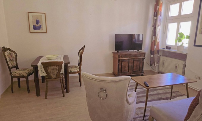 Beeskow House | Holiday Home 'Marienblick' with Private Terrace, Private Garden and Wi-Fi