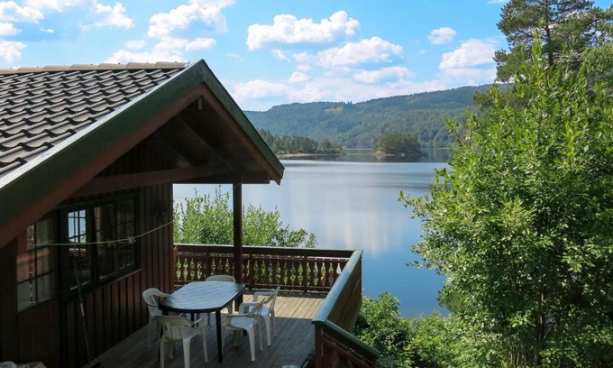 Audnedal House | Holiday Home Midtholmen by Interhome