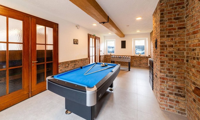 Schleiden House | Holiday Home near Monschau with a sauna