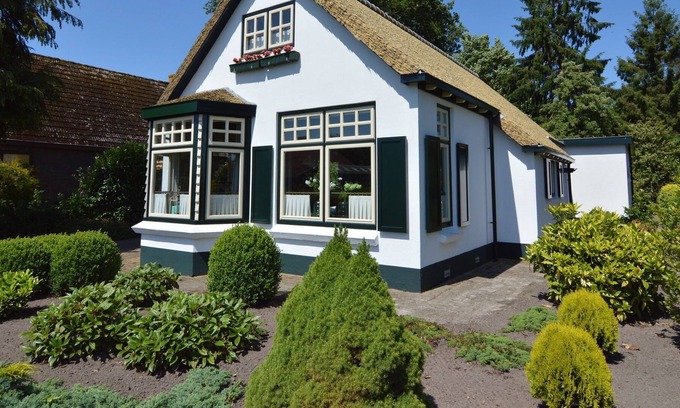 Nijeberkoop House | Holiday home near the Drents-Friese Wold