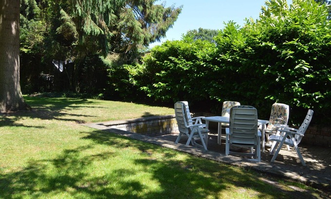 Nijeberkoop House | Holiday home near the Drents-Friese Wold