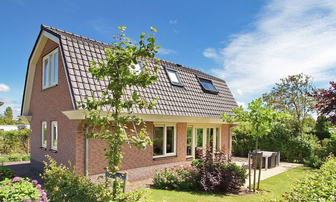 Municipality of Noordwijk House | Holiday Home in Noordwijk with Sunny Garden