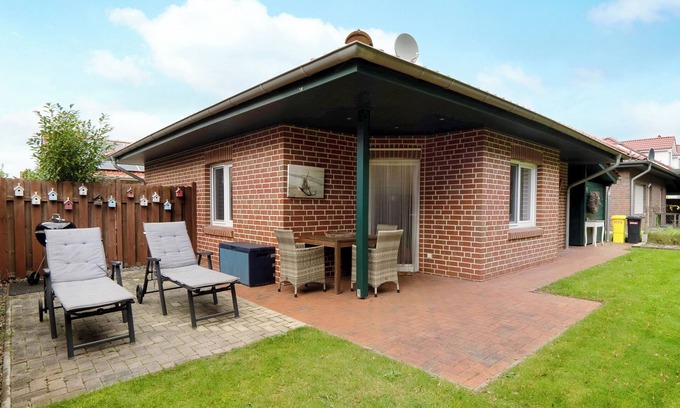Geeste House | Holiday Home Nordlicht with Terrace, Garden and Wi-Fi