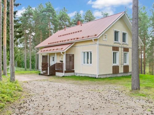 Sotkamo House | Holiday Home Nuottiniemi 7 by Interhome