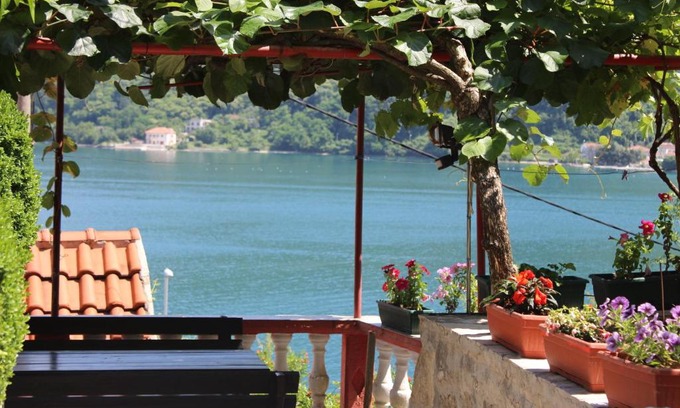Kamenari House | Holiday Home Old Stone House