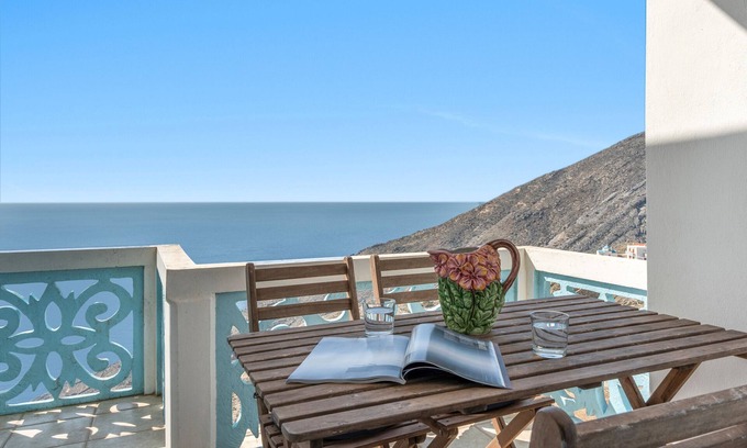 Olympos House | Holiday Home 'Olympos Blue' with Sea View, Wi-Fi and Air Conditioning