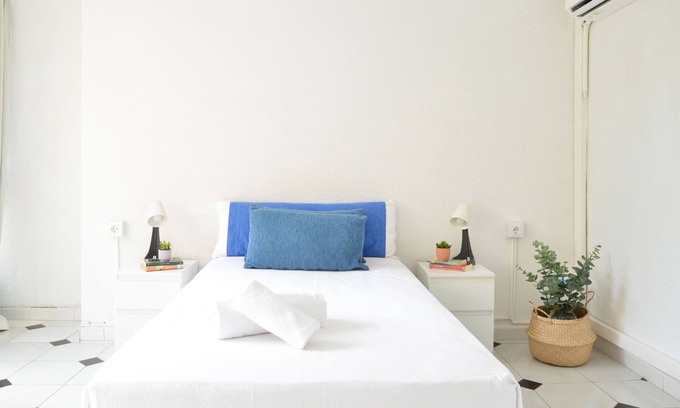 Almeria House | Holiday Home 'Piso Almería' with Wi-Fi