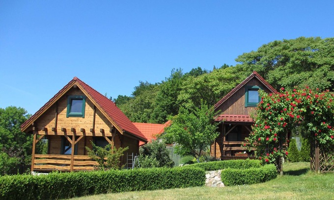 Wicko House | Holiday home in Lubin with garden