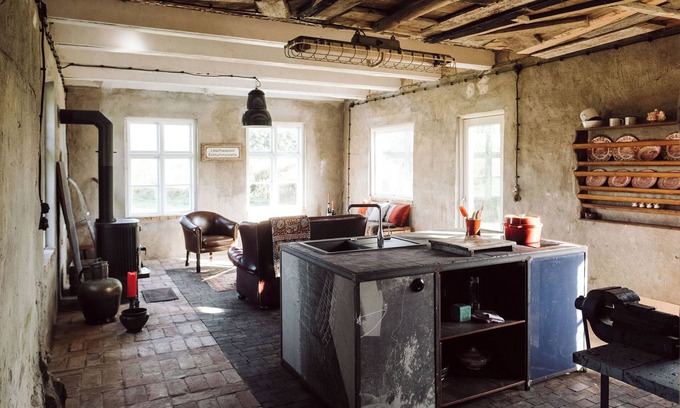 Rensow House | Holiday Home 'Projektraum Obst und Sterne' with Private Terrace