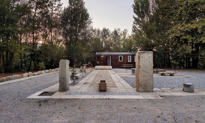 Marco de Canaveses Villa | Holiday Home 'Nature Stone and Villas - Casa 1' with Mountain View, Shared Garden and AC