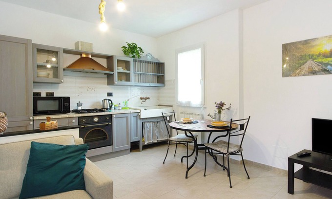 Rivarola Apartment | Holiday Home 'Pullin' with Private Garden and Wi-Fi