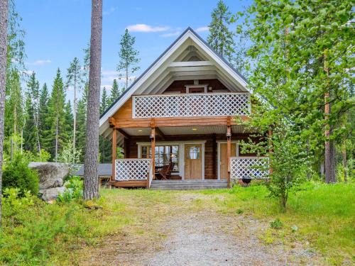 Kylanlahti House | Holiday Home Rantakumpu by Interhome