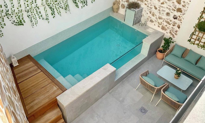 El Gastor House | Holiday Home "Recuerdos del Sur" with Pool, Terrace, Balcony, BBQ, A/C & Wi-Fi