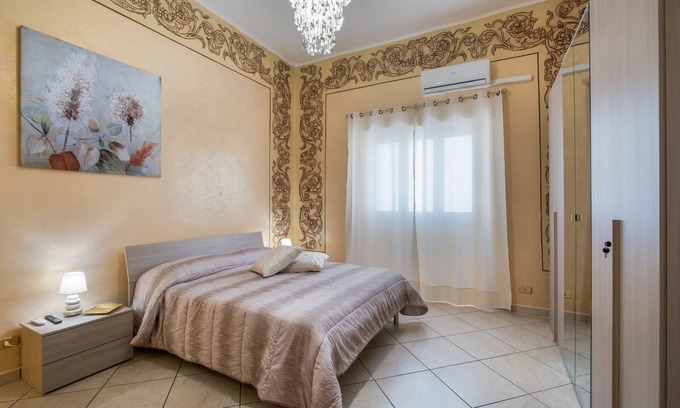 Squinzano House | Holiday Home 'Relax House' with Private Terrace, Wi-Fi and Air Conditioning
