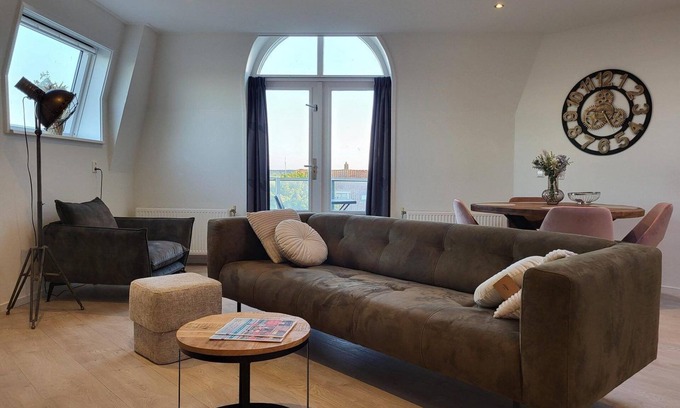 Burgervlotbrug Apartment | Holiday home Residenz Polderblick 20 in Burgerbrug. Suitable for 4 people, 2 bedrooms.