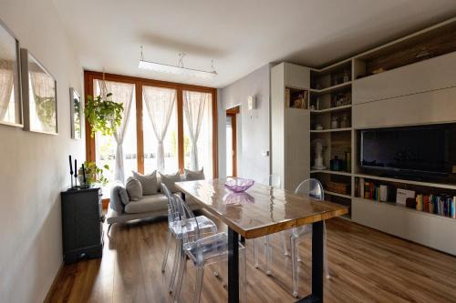 Aurelio Apartment | Holiday Home Roma