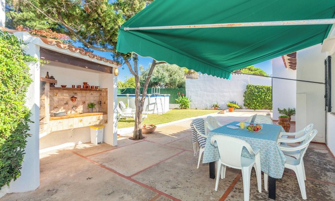 Cap d'Artrutx House | Holiday Home 'Sa Sivina' with Private Pool, Wi-Fi and Air Conditioning