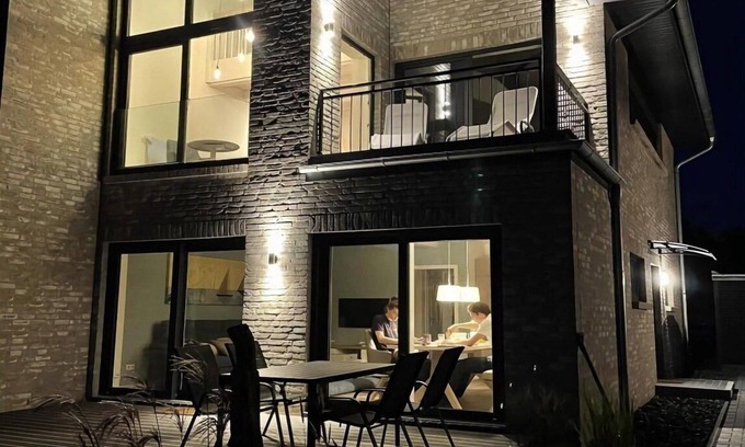 Ellenberg Apartment | Holiday home Sailorskoje