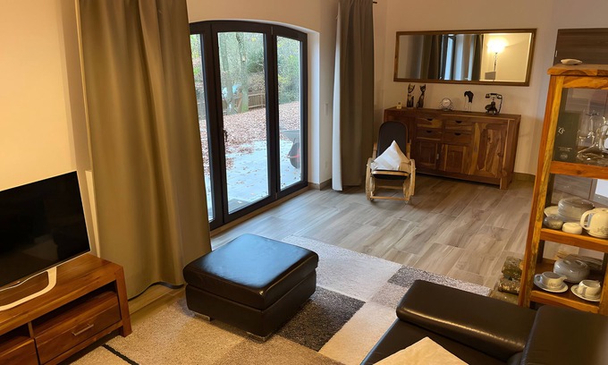 Stromberg House | Holiday Home 'Schindeldorf' with Private Terrace, Private Garden and Wi-Fi