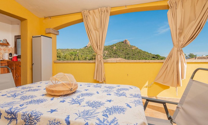 Cannigione House | Holiday Home 'Seahouserent' with Large Terrace with Sea View, Garden & Wi-Fi