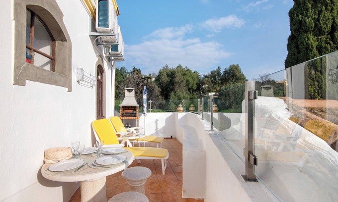 Boliqueime House | Holiday Home 'Solar Da Tirosa' with Private Pool, Private Terrace and Wi-Fi