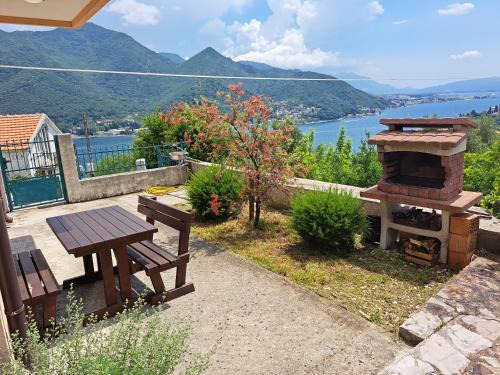 Kamenari House | Holiday Home Sunny Hill